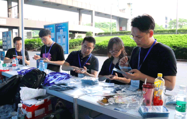 大型展覽會的布展展臺設(shè)計制作搭建 第7張 大型展覽會的布展展臺設(shè)計制作搭建 第7張